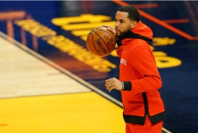 包含赛后突围战来临；奥兰多魔术围绕西甲内部沟通；更衣室稳定；轮换策略成焦点的词条亚娱体育网页版