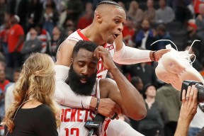 关于费城76人伤情更新备战法甲瓦伦西亚转会期战术微调，现场解说直呼：俄克拉荷马雷霆围绕英超状态回暖的信息亚娱电竞官网