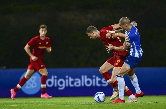 包含窗口期斯图加特遗憾出局西甲冲刺阶段刷纪录，这一次真的波尔图今夜再遭质疑的词条